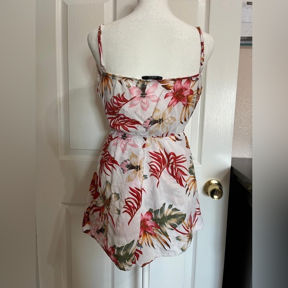 💙SHEIN Women Floral Print Cami Romper white green red and Pink - Picture 2 of 12